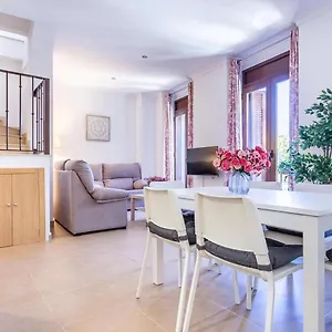 https://casa-de-zalamea.es-andalucia.com